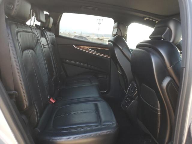 Photo 11 from auction – 2016 LINCOLN MKX RESERV with VIN 2LMTJ8LR6GBL47635