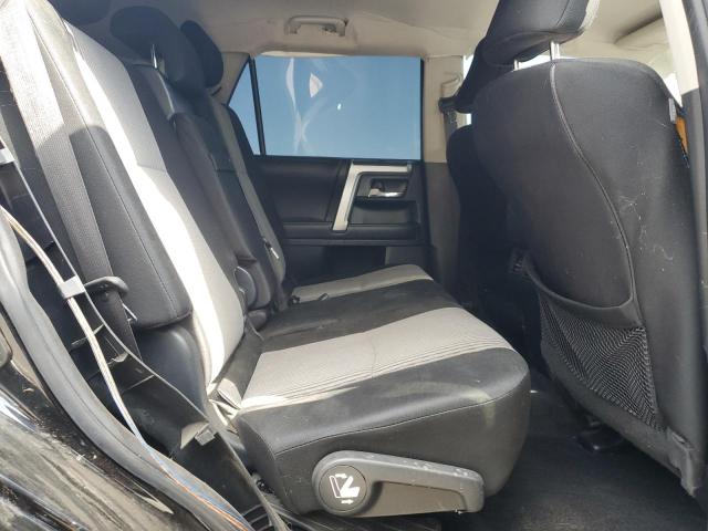 Photo 11 from auction – 2018 TOYOTA 4RUNNER SR with VIN JTEZU5JR9J5178396