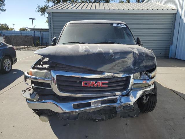 Photo 5 from auction – 2005 GMC NEW SIERRA with VIN 2GTEC19T851365618