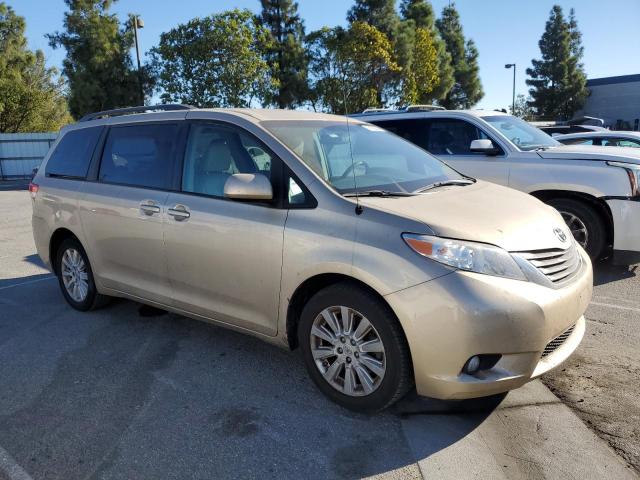 Photo 4 from auction – 2012 TOYOTA SIENNA XLE with VIN 5TDDK3DC1CS047993