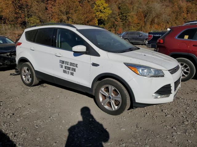 Photo 4 from auction – 2016 FORD ESCAPE SE with VIN 1FMCU9GX0GUC71468