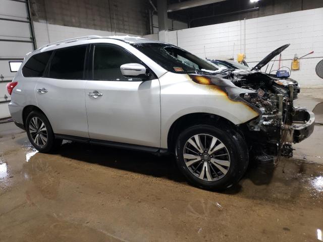 Photo 4 from auction – 2017 NISSAN PATHFINDER with VIN 5N1DR2MM2HC675726