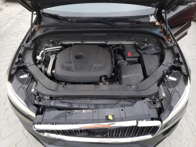 Photo 11 from auction – 2018 VOLVO XC60 T5 with VIN LYV102RK1JB073418