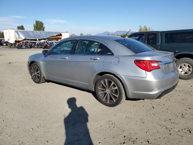 Photo 2 from auction – 2013 CHRYSLER 200 LIMITE with VIN 1C3CCBCG8DN676931