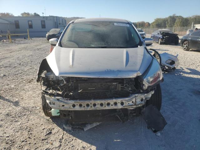 Photo 5 from auction – 2017 FORD ESCAPE SE with VIN 1FMCU9GD2HUC77330