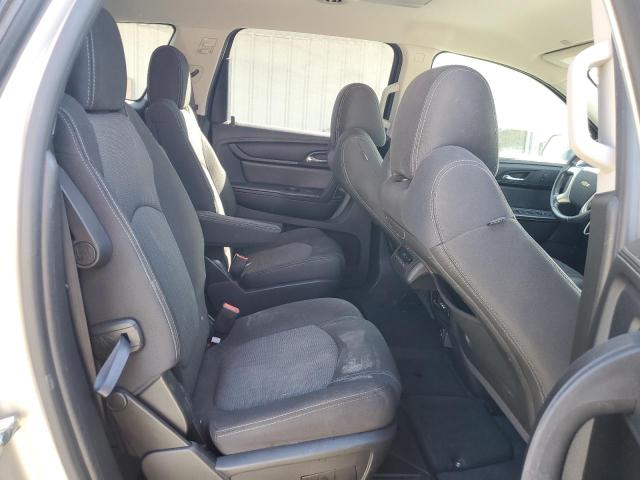 Photo 11 from auction – 2017 CHEVROLET TRAVERSE L with VIN 1GNKRGKD2HJ160840