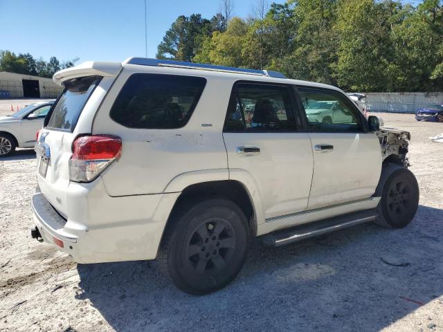Photo 3 from auction – 2011 TOYOTA 4RUNNER SR with VIN JTEBU5JRXB5039106