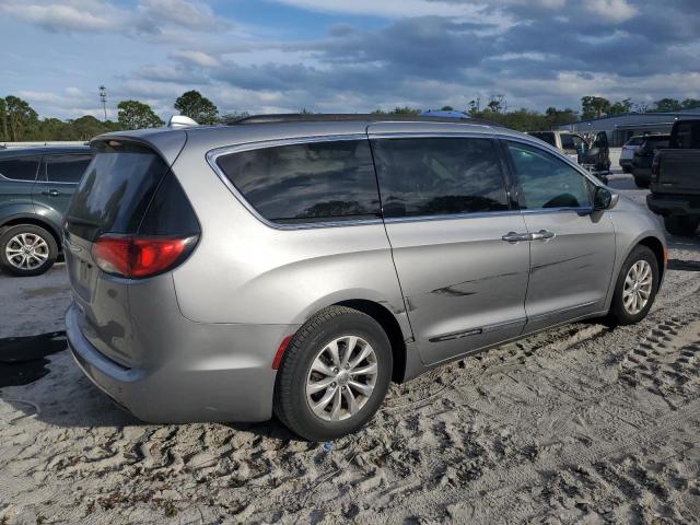 Photo 3 from auction – 2017 CHRYSLER PACIFICA T with VIN 2C4RC1BG3HR794539