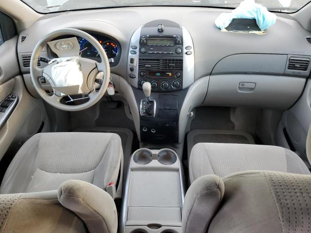Photo 8 from auction – 2010 TOYOTA SIENNA CE with VIN 5TDKK4CC2AS308804