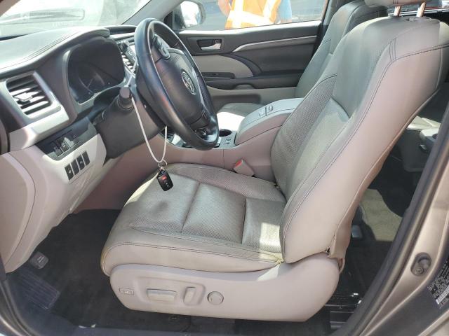 Photo 7 from auction – 2018 TOYOTA HIGHLANDER with VIN 5TDYZRFH0JS285842