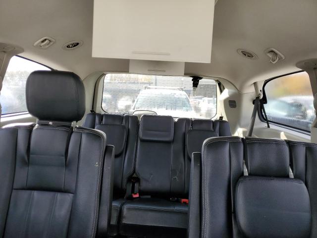 Photo 10 from auction – 2015 CHRYSLER TOWN & COU with VIN 2C4RC1BG3FR560236