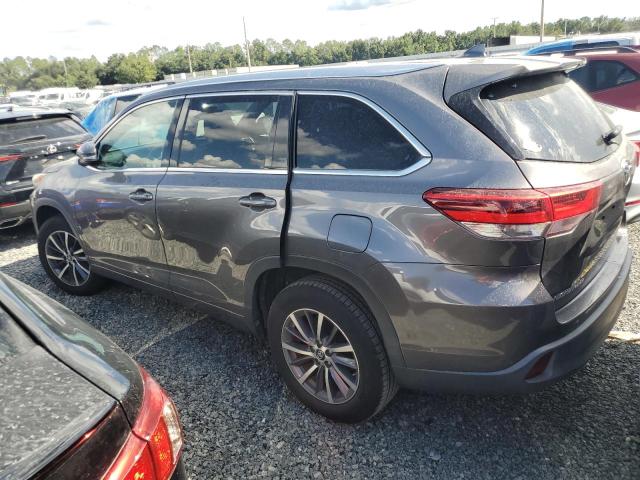 Foto 2 de la subasta – 2017 TOYOTA HIGHLANDER con VIN 5TDKZRFH6HS525895