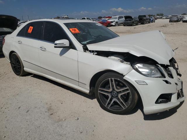 Photo 4 from auction – 2011 MERCEDES-BENZ E 350 with VIN WDDHF5GB5BA420166