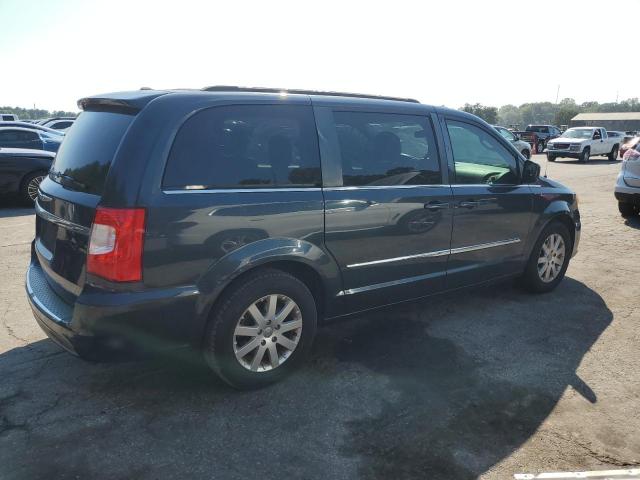 Photo 3 from auction – 2013 CHRYSLER TOWN & COU with VIN 2C4RC1BG5DR743084