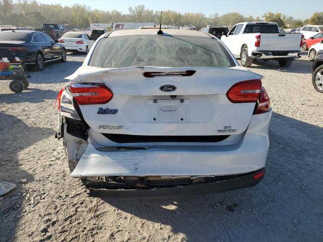 Photo 6 from auction – 2015 FORD FOCUS SE with VIN 1FADP3F2XFL351082