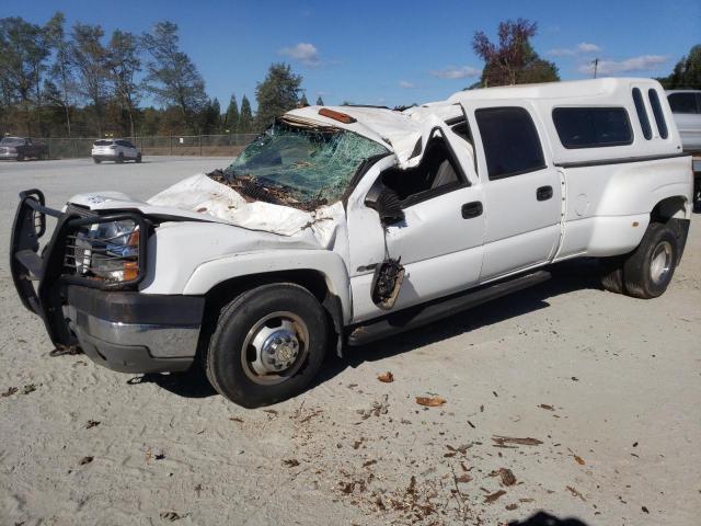 CHEVROLET SILVERADO 2004 with VIN 1GCJK33U64F182241 - Photo from auction