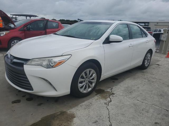 TOYOTA CAMRY LE 2015 with VIN 4T1BF1FK1FU088527 - Photo from auction