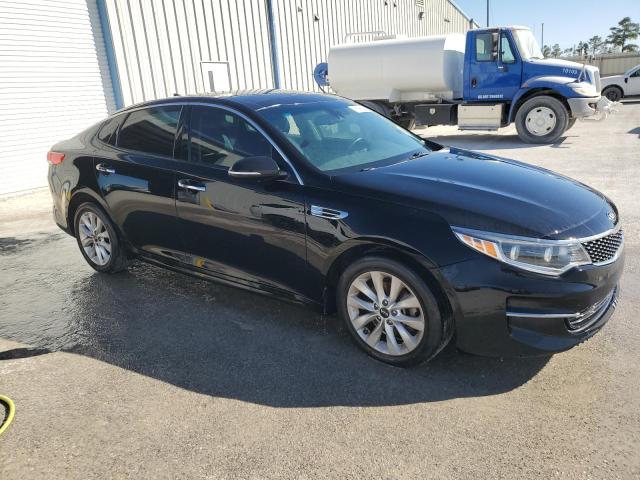 Photo 4 from auction – 2016 KIA OPTIMA EX with VIN 5XXGU4L39GG101496