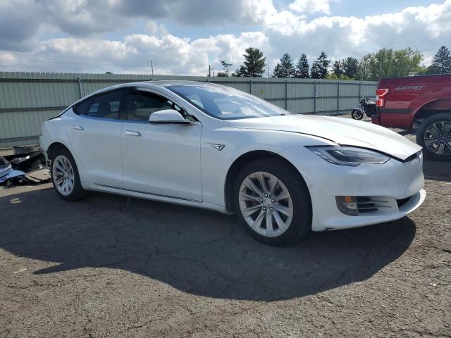 Photo 4 from auction – 2016 TESLA MODEL S with VIN 5YJSA1E27GF160734