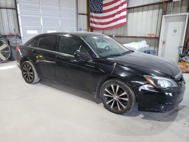Photo 4 from auction – 2011 CHRYSLER 200 S with VIN 1C3BC8FG1BN624239