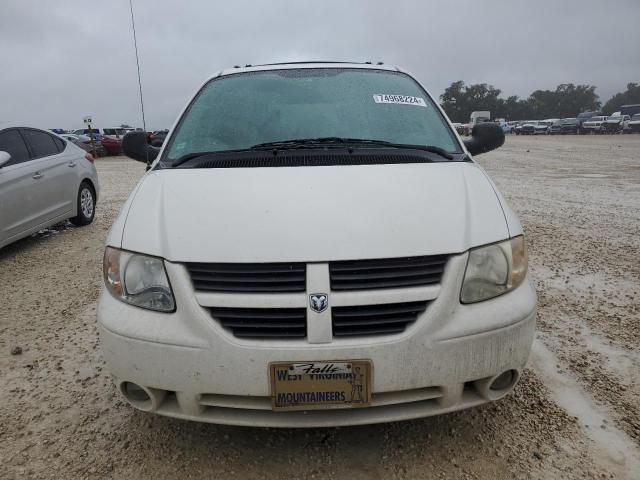 Photo 5 from auction – 2005 DODGE GRAND CARA with VIN 2D4GP44L35R562240