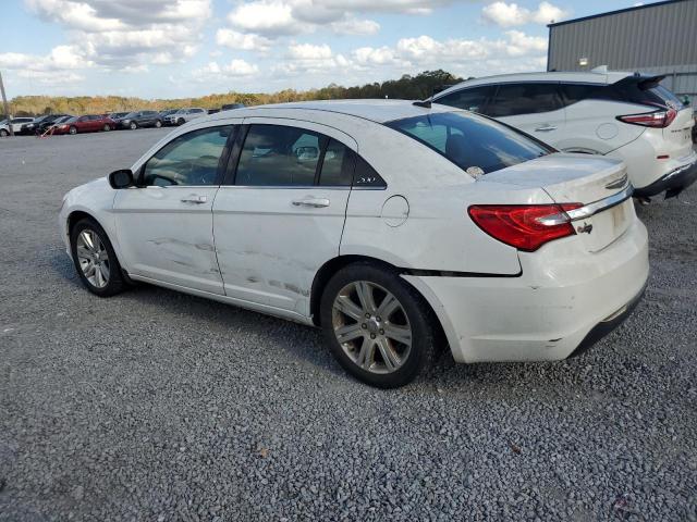 Photo 2 from auction – 2013 CHRYSLER 200 TOURIN with VIN 1C3CCBBB8DN609865