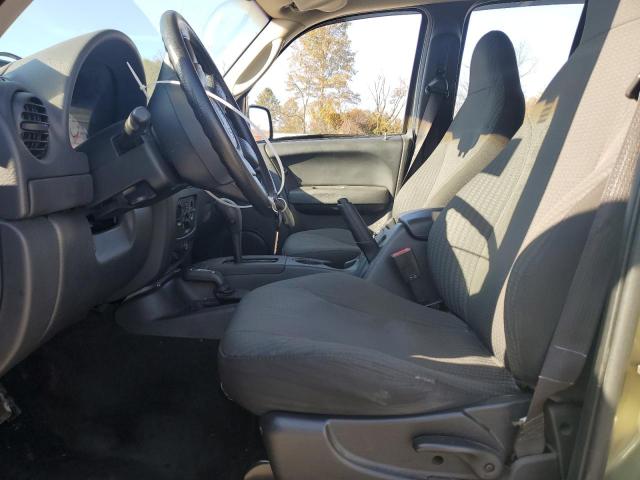 Photo 7 from auction – 2004 JEEP LIBERTY SP with VIN 1J4GL48K04W240598