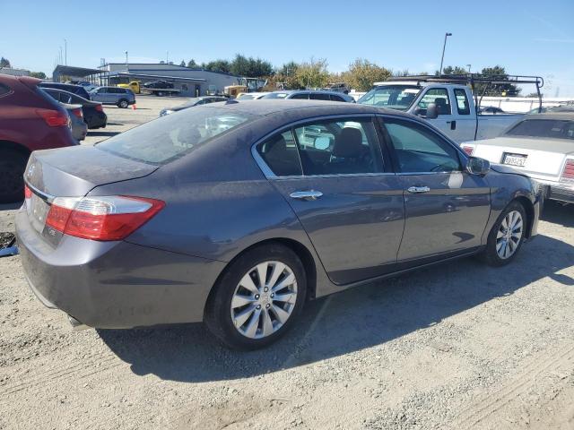 Photo 3 from auction – 2015 HONDA ACCORD EXL with VIN 1HGCR3F81FA021820