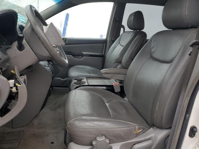 Photo 7 from auction – 2004 TOYOTA SIENNA CE with VIN 5TDZA23C54S031012