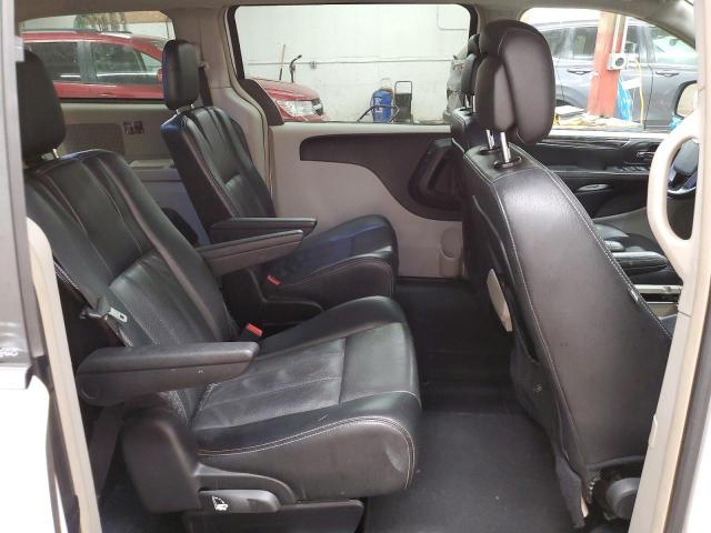 Photo 11 from auction – 2012 CHRYSLER TOWN & COU with VIN 2C4RC1BG5CR261195