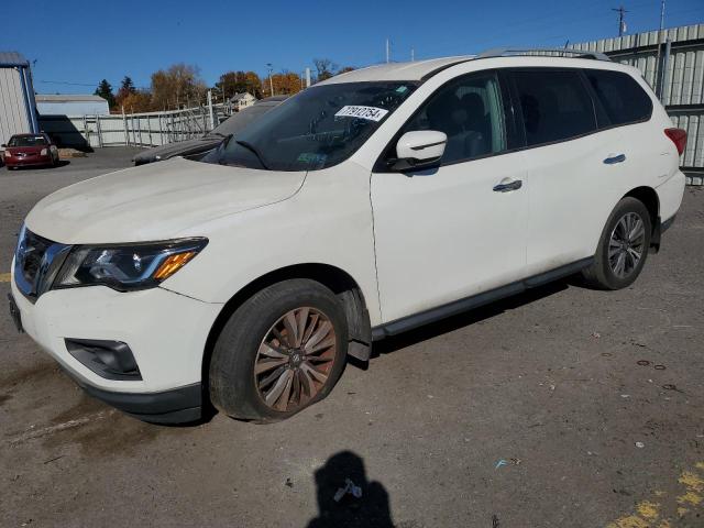 NISSAN PATHFINDER 2017 with VIN 5N1DR2MMXHC631585 - Photo from auction