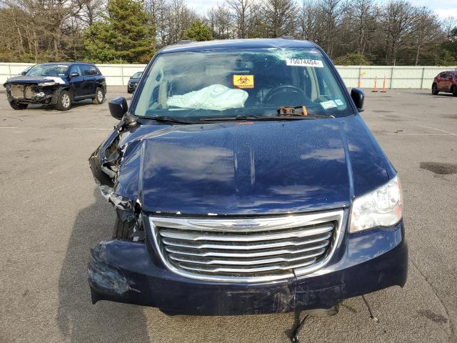 Photo 5 from auction – 2016 CHRYSLER TOWN & COU with VIN 2C4RC1BGXGR174334