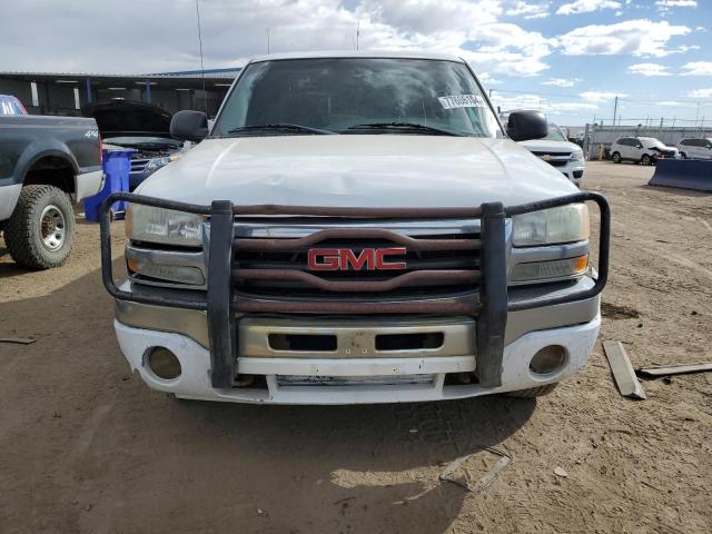 Photo 5 from auction – 2005 GMC NEW SIERRA with VIN 1GTEK19B15E114576