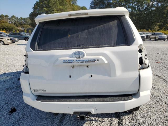 Photo 6 from auction – 2018 TOYOTA 4RUNNER SR with VIN JTEZU5JR0J5188105