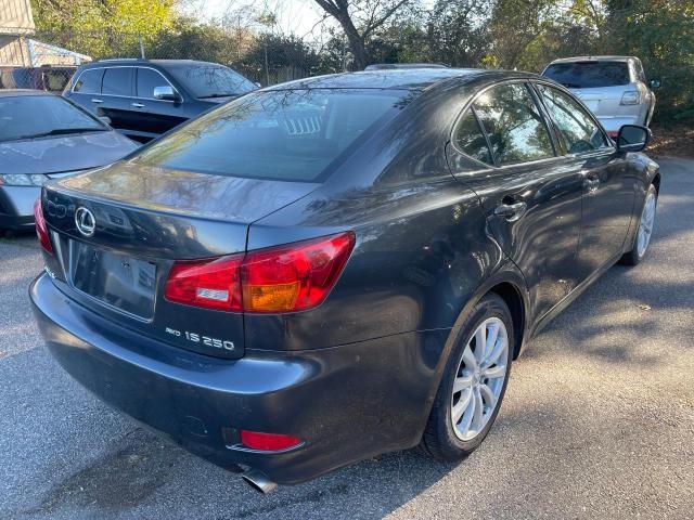 Photo 4 from auction – 2006 LEXUS IS 250 with VIN JTHCK262762006840