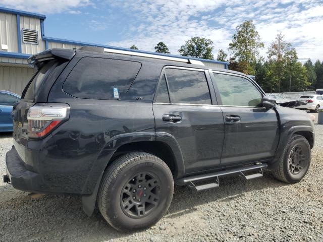 Photo 3 from auction – 2019 TOYOTA 4RUNNER SR with VIN JTEZU5JR7K5211543