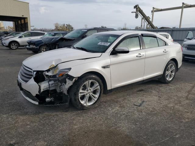 FORD TAURUS SEL 2017 z numerem VIN 1FAHP2E80HG122181 - Zdjęcie z aukcji