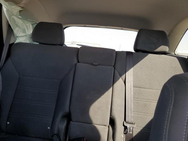 Photo 10 from auction – 2016 KIA SORENTO LX with VIN 5XYPG4A35GG048558