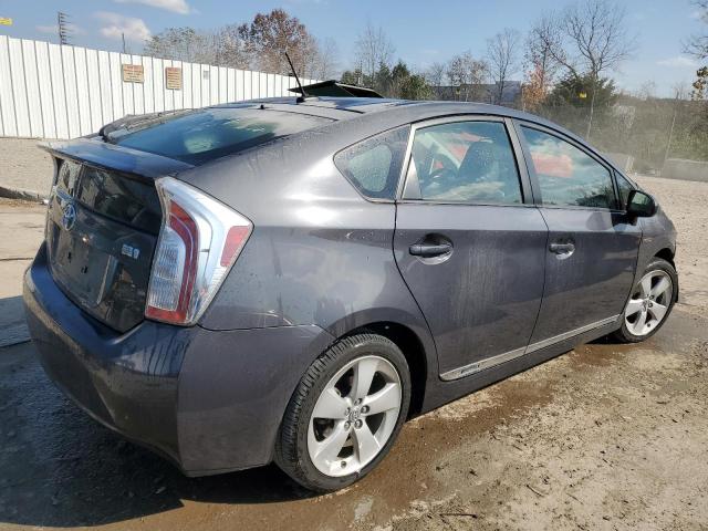 Photo 3 from auction – 2013 TOYOTA PRIUS with VIN JTDKN3DU0D5555340