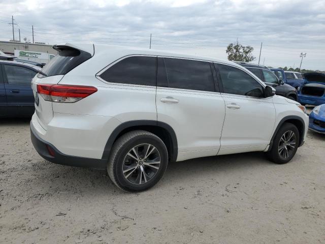 Photo 3 from auction – 2018 TOYOTA HIGHLANDER with VIN 5TDZARFH4JS038917