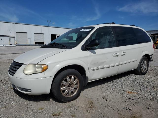 Photo 1 from auction – 2005 CHRYSLER TOWN & COU with VIN 2C4GP54L95R219077