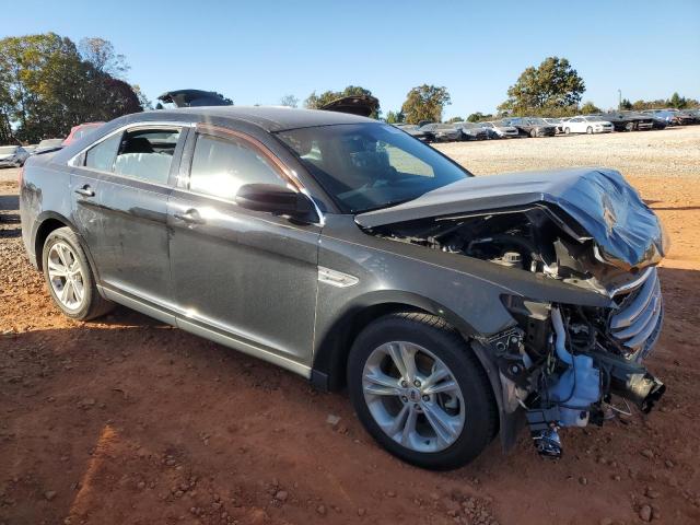 Photo 4 from auction – 2017 FORD TAURUS SEL with VIN 1FAHP2E89HG116430