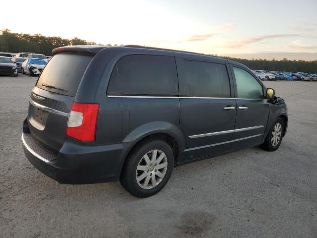 Photo 3 from auction – 2014 CHRYSLER TOWN & COU with VIN 2C4RC1BG1ER412844