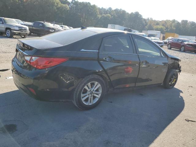 Photo 3 from auction – 2014 HYUNDAI SONATA GLS with VIN 5NPEB4AC4EH855973