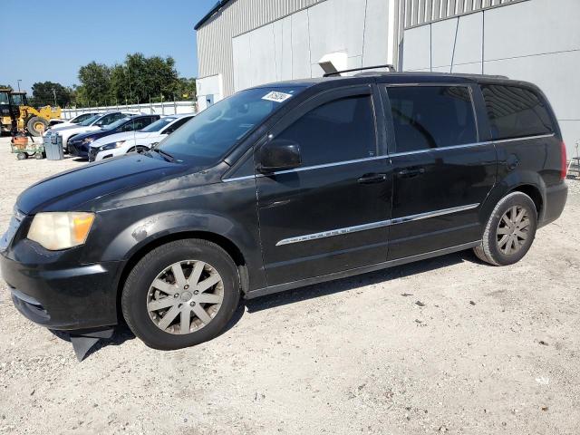 CHRYSLER TOWN & COU 2014 with VIN 2C4RC1BG6ER156331 - Photo from auction
