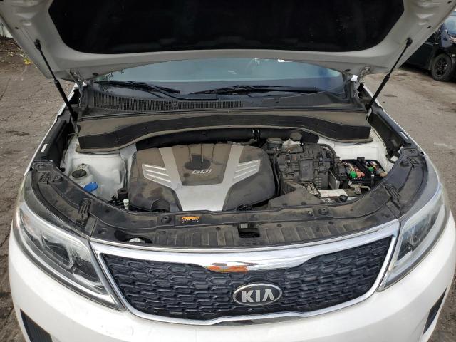 Photo 12 from auction – 2015 KIA SORENTO LX with VIN 5XYKT4A71FG631748