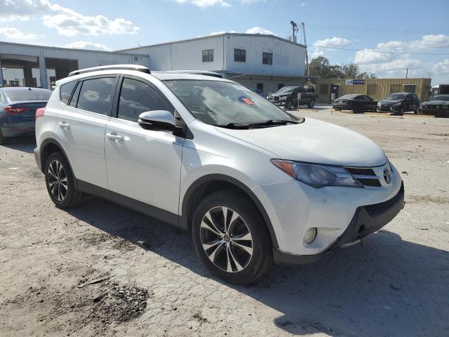 Photo 4 from auction – 2015 TOYOTA RAV4 LIMIT with VIN JTMYFREV5FD073263