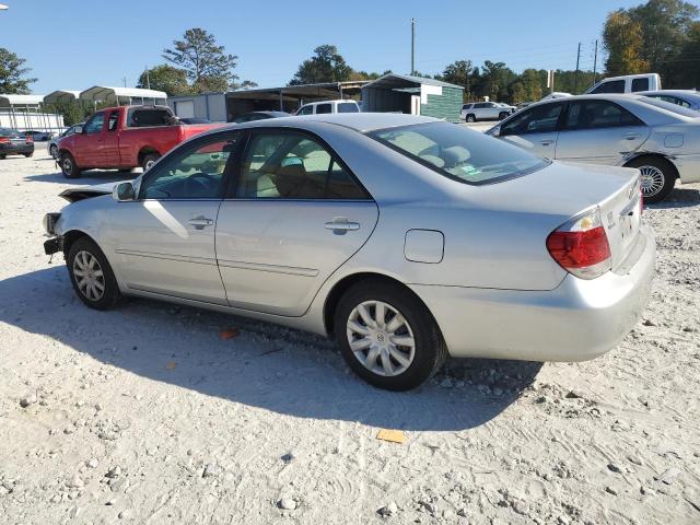 Photo 2 from auction – 2005 TOYOTA CAMRY LE with VIN 4T1BE32K45U538674