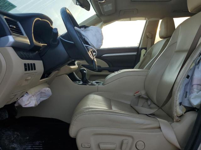 Photo 7 from auction – 2016 TOYOTA HIGHLANDER with VIN 5TDKKRFH8GS505425