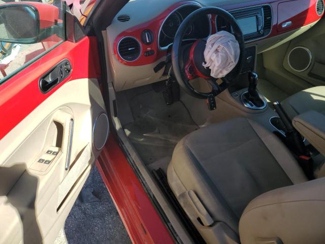 Photo 8 from auction – 2014 VOLKSWAGEN BEETLE with VIN 3VW5P7AT6EM800113